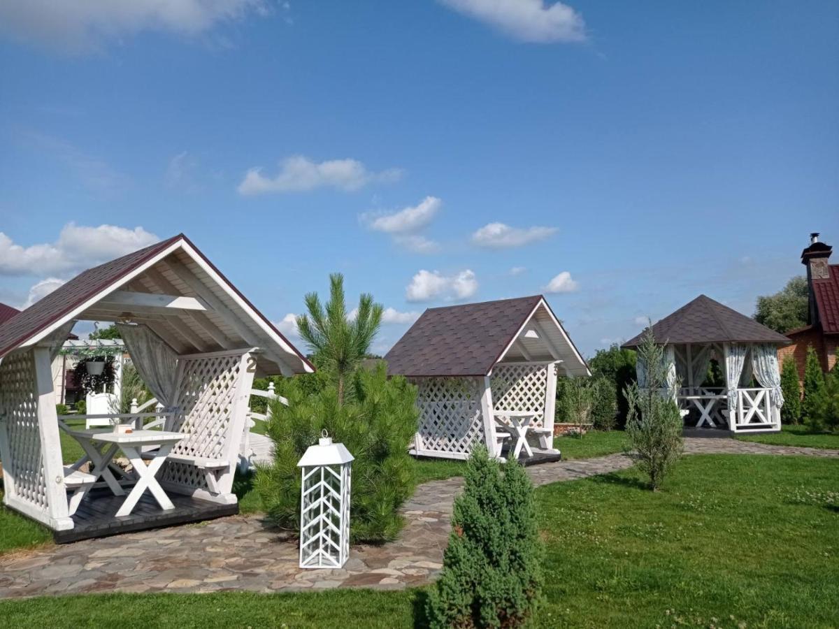 Готельно-Ресторанний Комплекс Прованс Парк Почаив Екстериор снимка